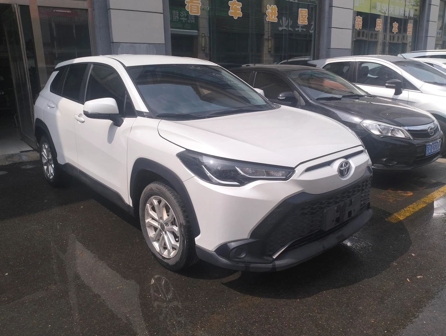 Toyota Frontlander 2.0L CVT Elite Edition - exterior