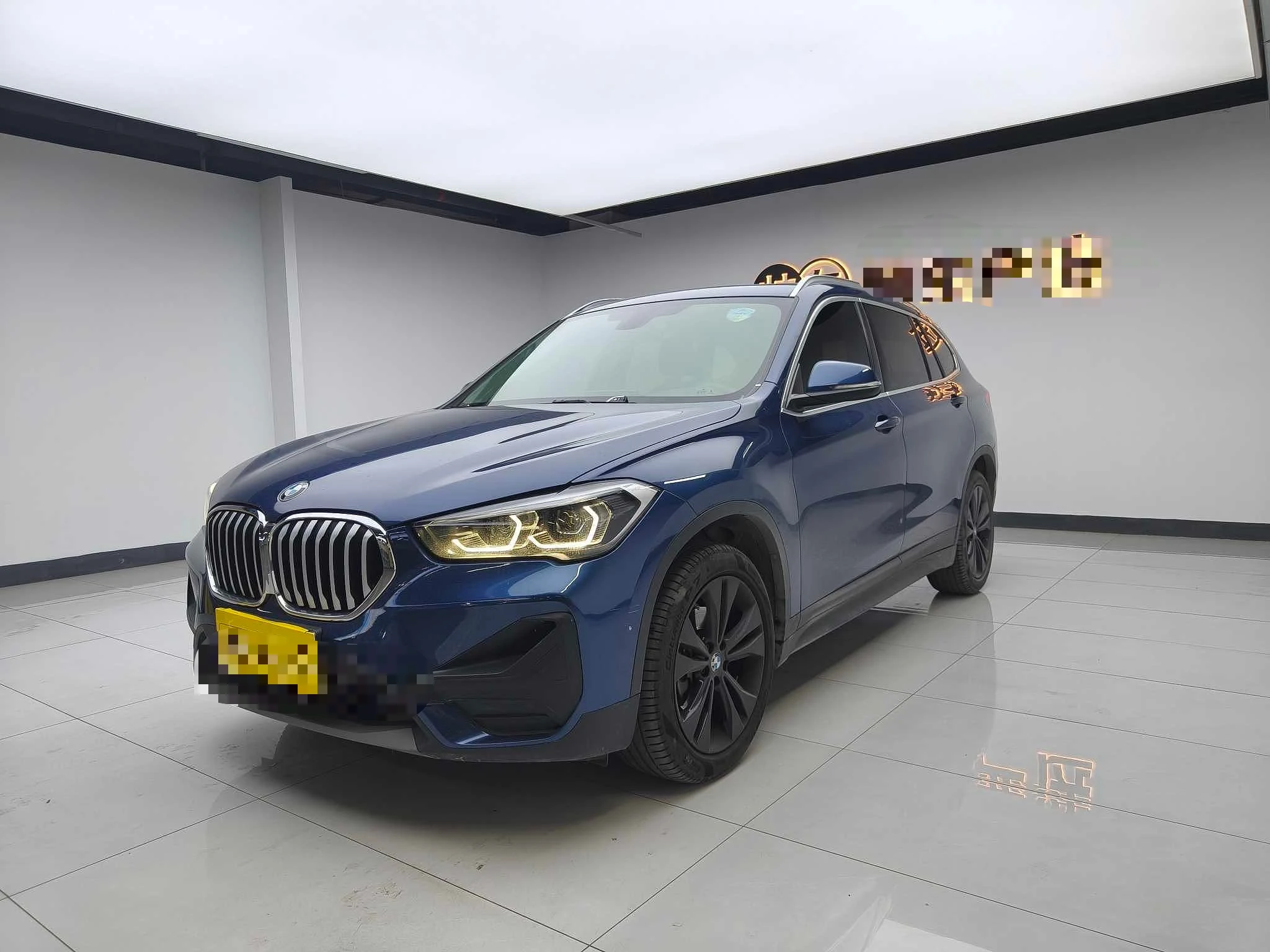 BMW X1 sDrive20Li - exterior