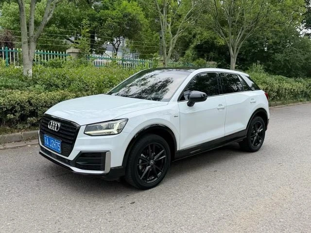Audi Q2L 35TFSI Fashion Elegant Trim