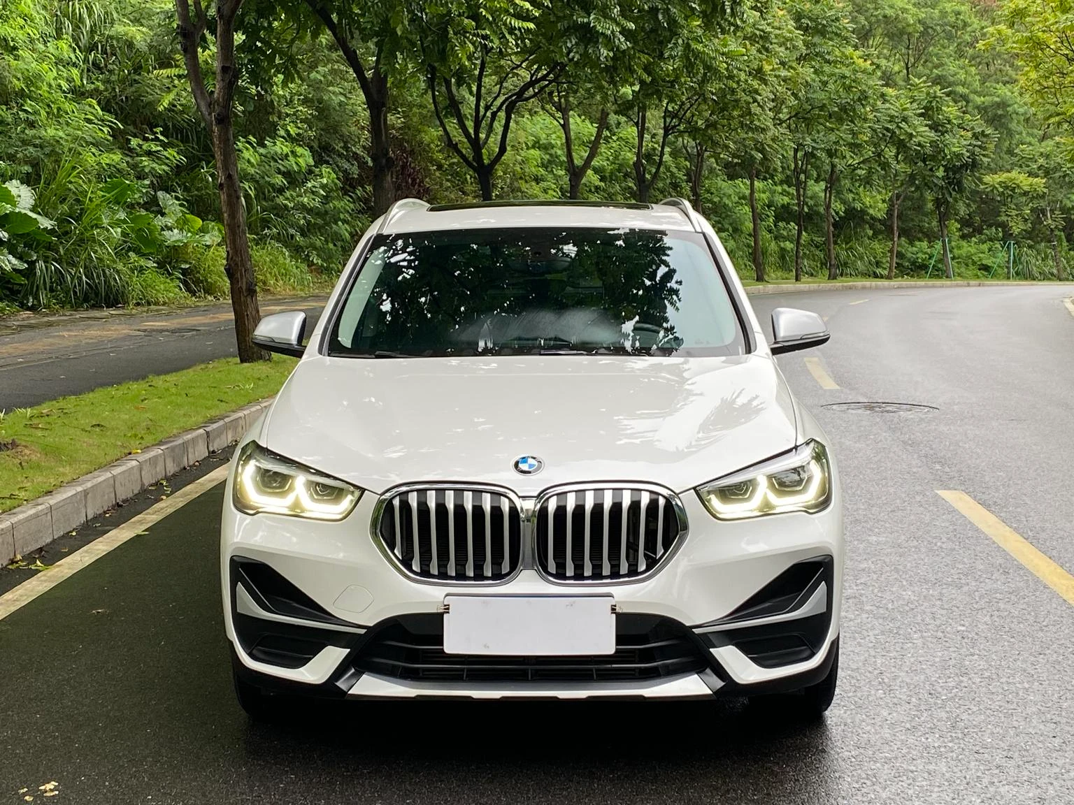 BMW X1 sDrive20Li Fashion - exterior