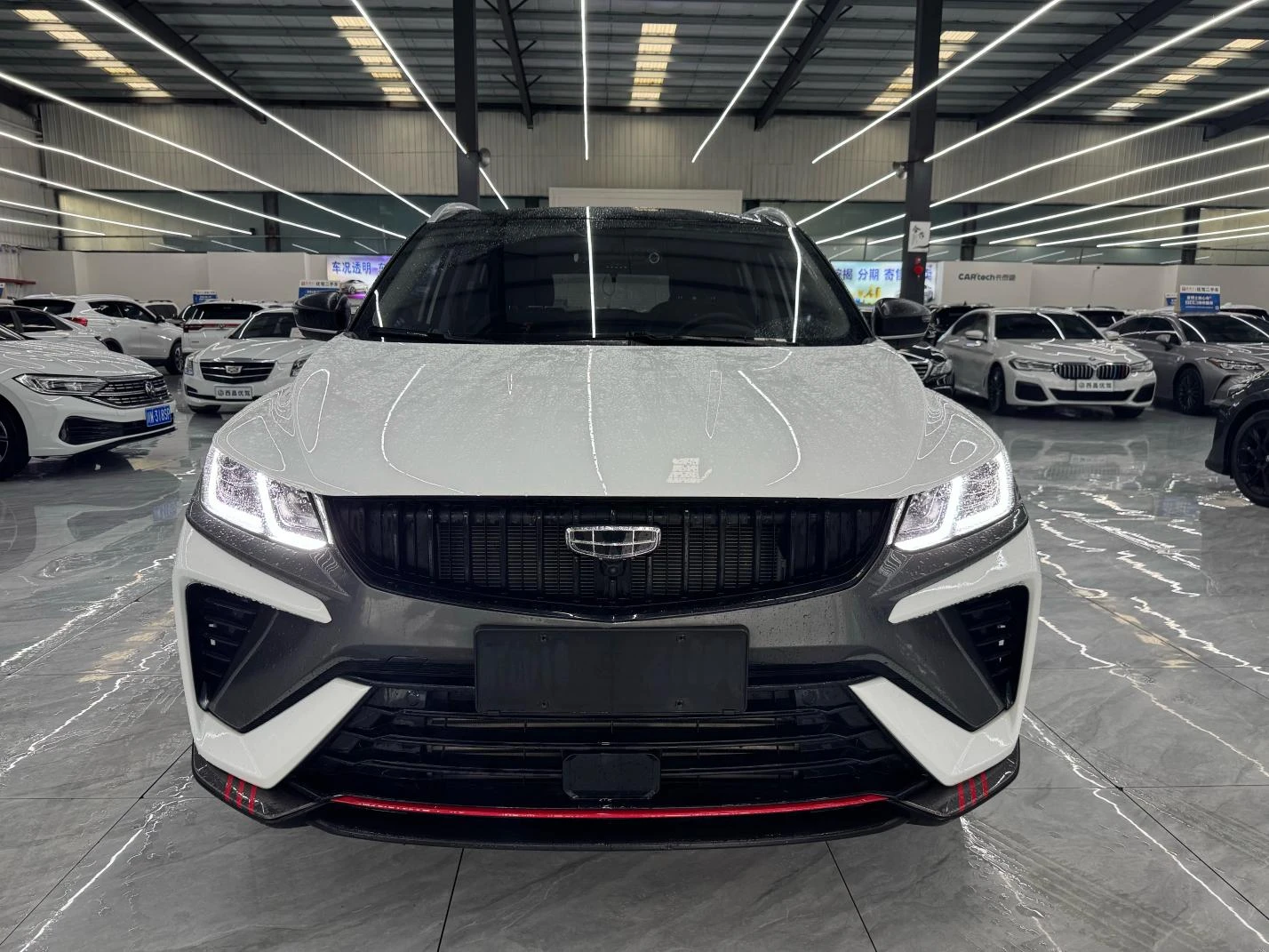 Geely Coolray 1.5T DCT Diamond Edition - exterior