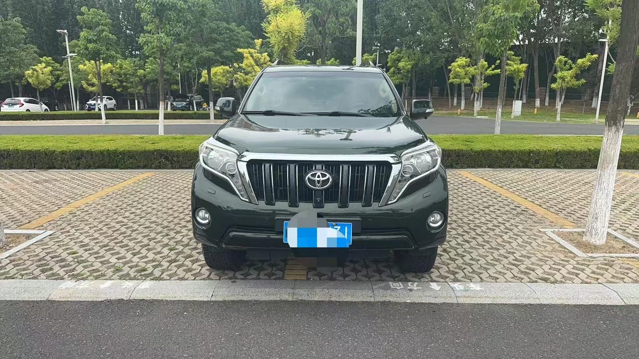 Toyota Prado - exterior
