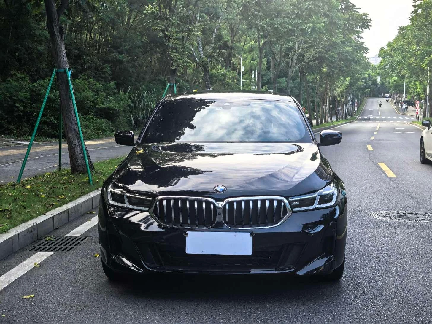 BMW 6 Series Gran Turismo 630i M Sport Package - exterior