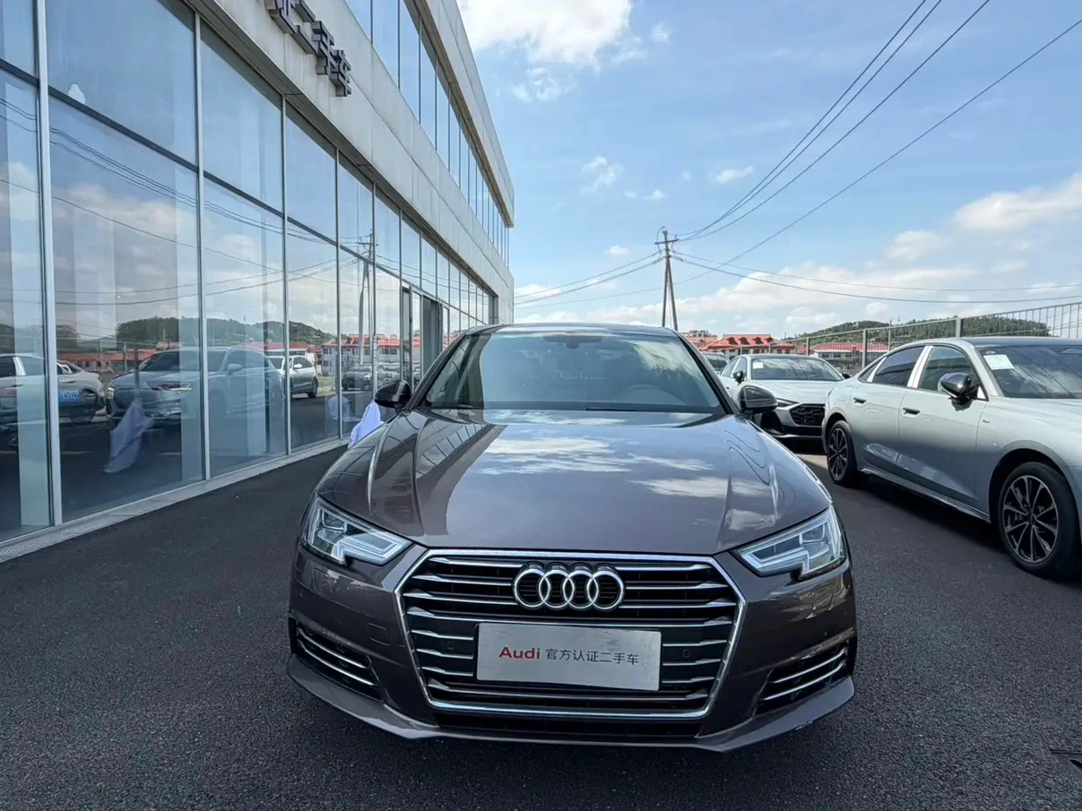 Audi A4L  40TFSI  - exterior