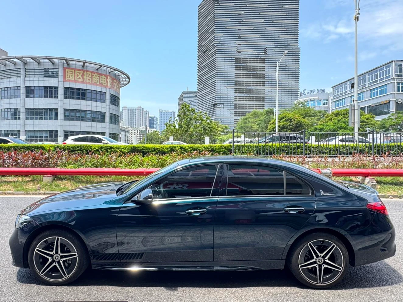 Mercedes-Benz C-Class 260 L Night Sport Edition - exterior