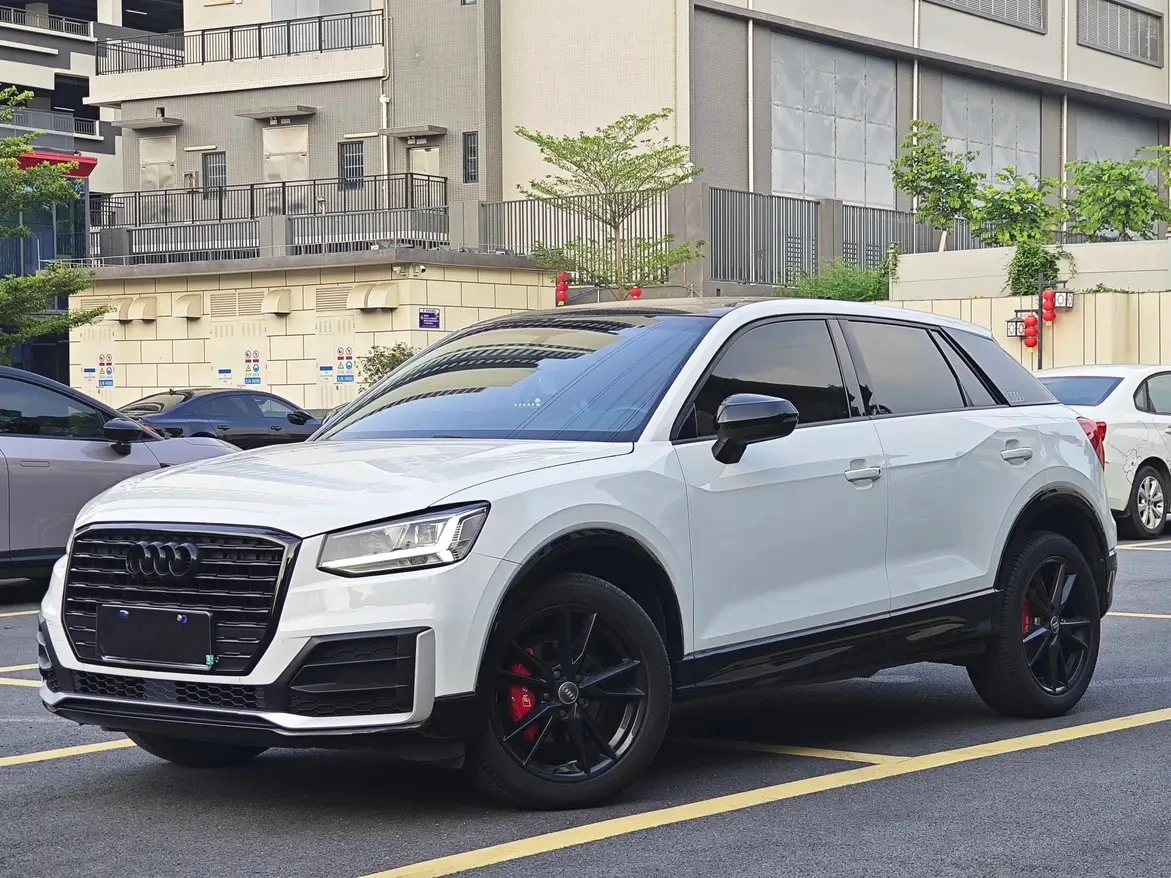 Audi Q2L 35TFSI 