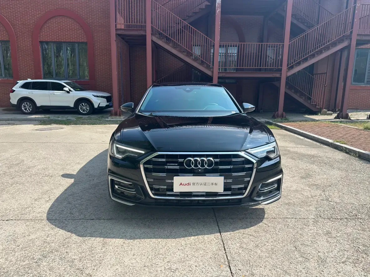 Audi A6L 45 TFSI Premium Selection Dynamic Trim - exterior