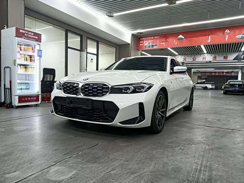 BMW 3 Series 325Li M Sport package