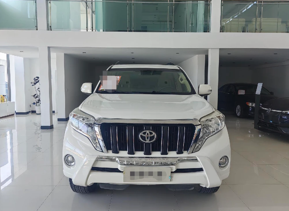 Toyota Prado - exterior