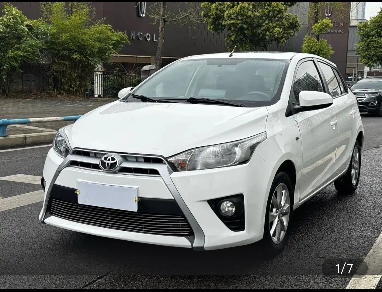 Toyota Yaris L 1.5G Sporty Special Edition - exterior