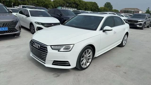 Audi A4L  40TFSI Premium 30th Anniversary Edition