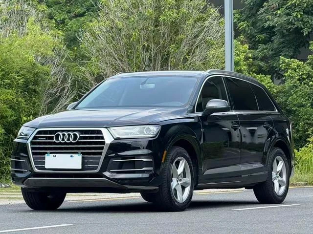 Audi Q7 3.0 