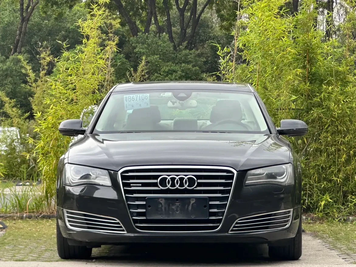 Audi A8L 45TFSI  - exterior