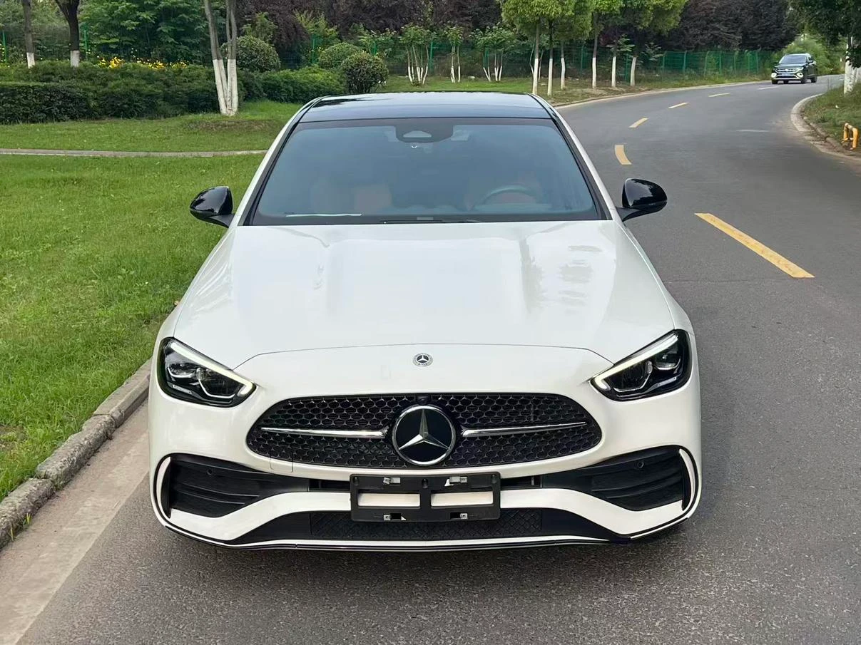 Mercedes-Benz C-Class C260L - exterior