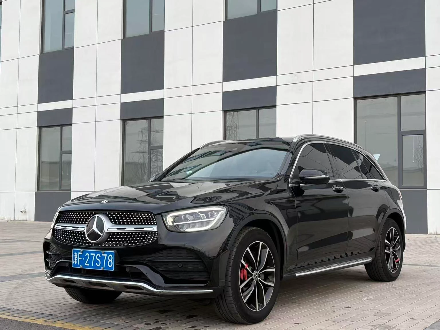 Mercedes-Benz GLC-Class 300 L 4MATIC