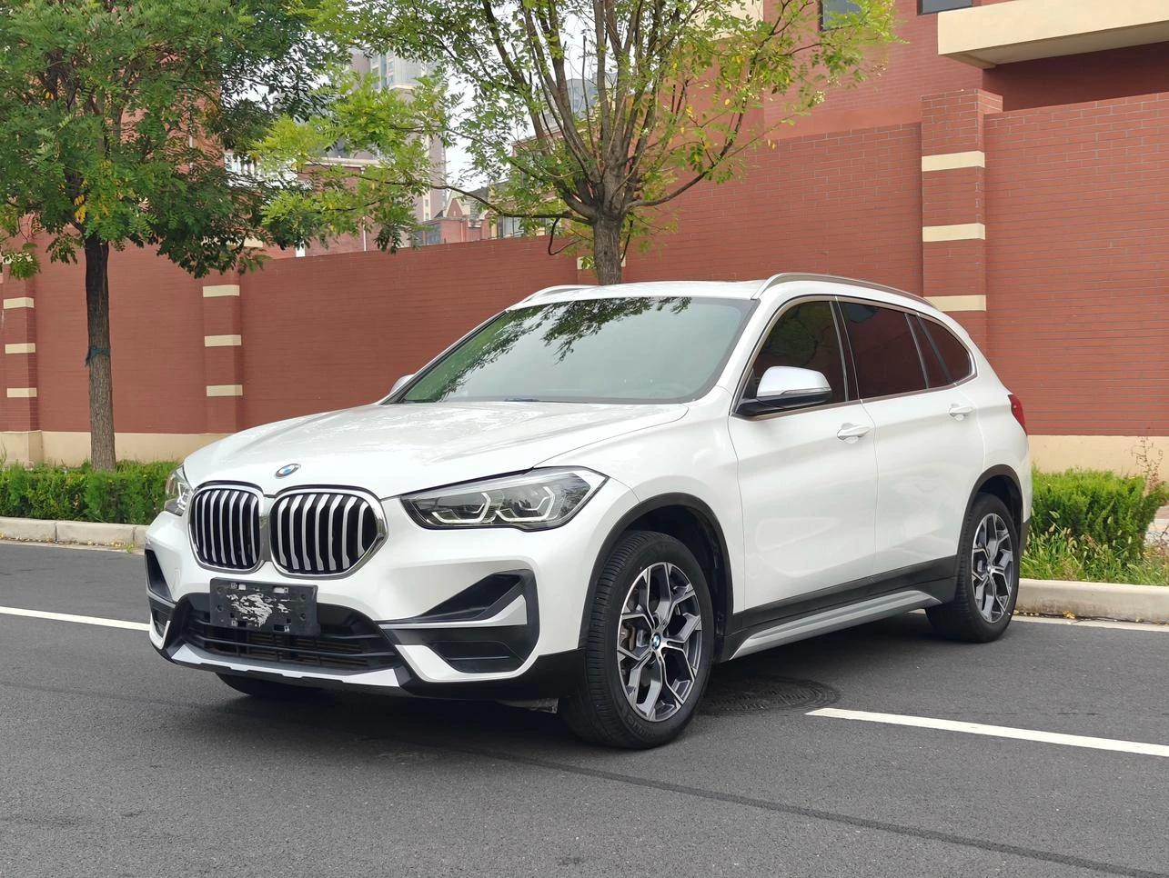 BMW X1 sDrive20Li Fashion Trim - exterior