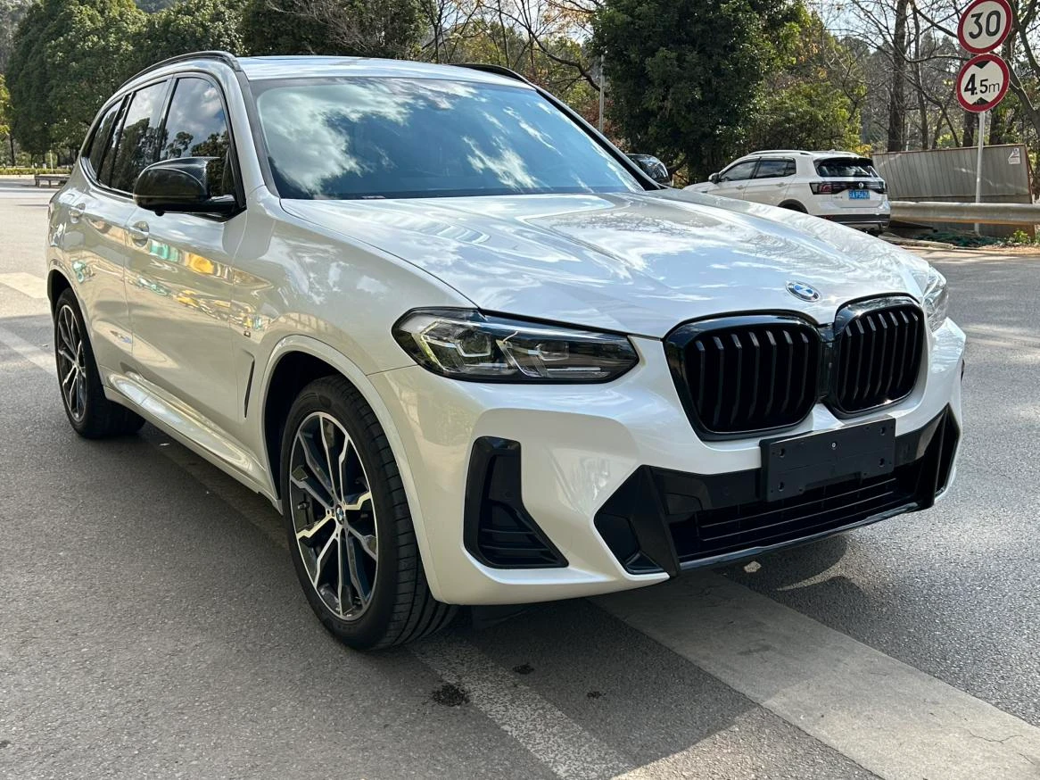 BMW X3 xDrive30i Leading M Shadow Edition - exterior