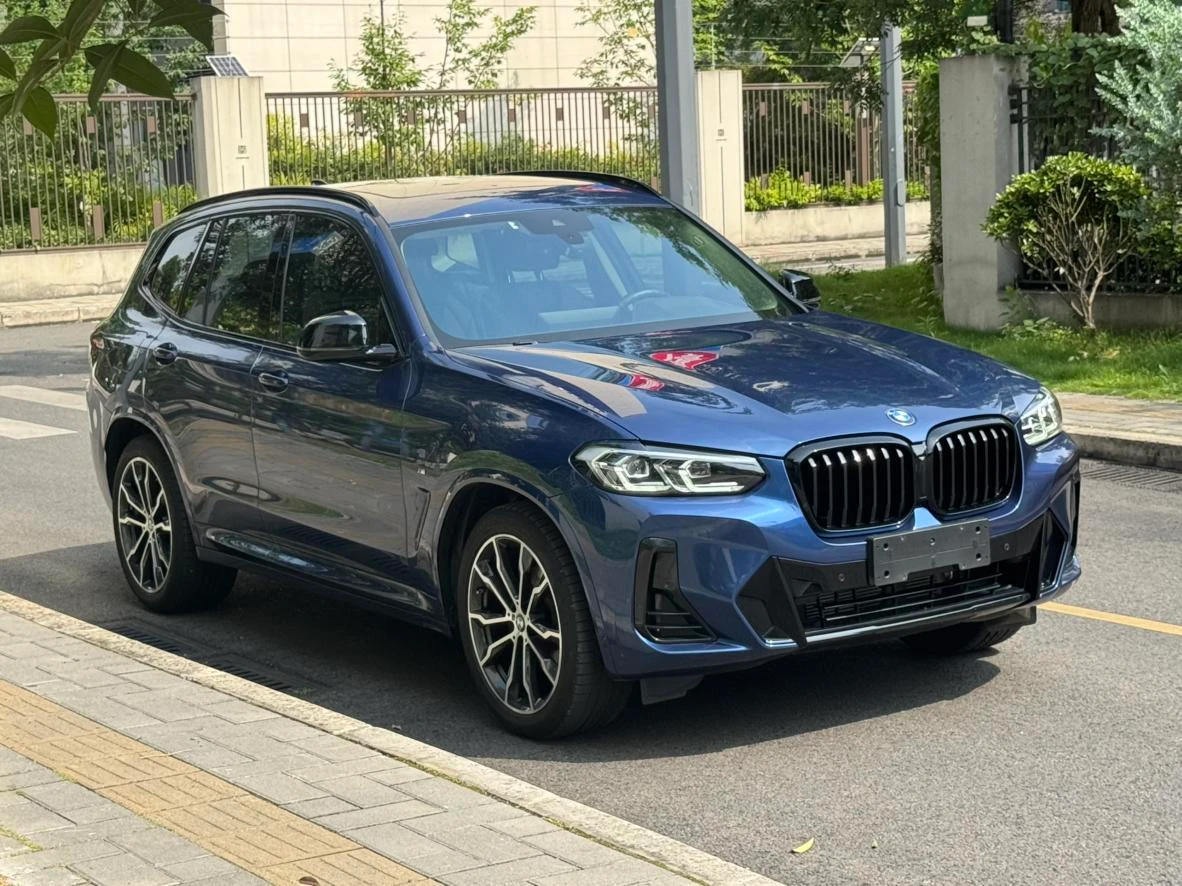 BMW X3 xDrive30i Leading M Night Package