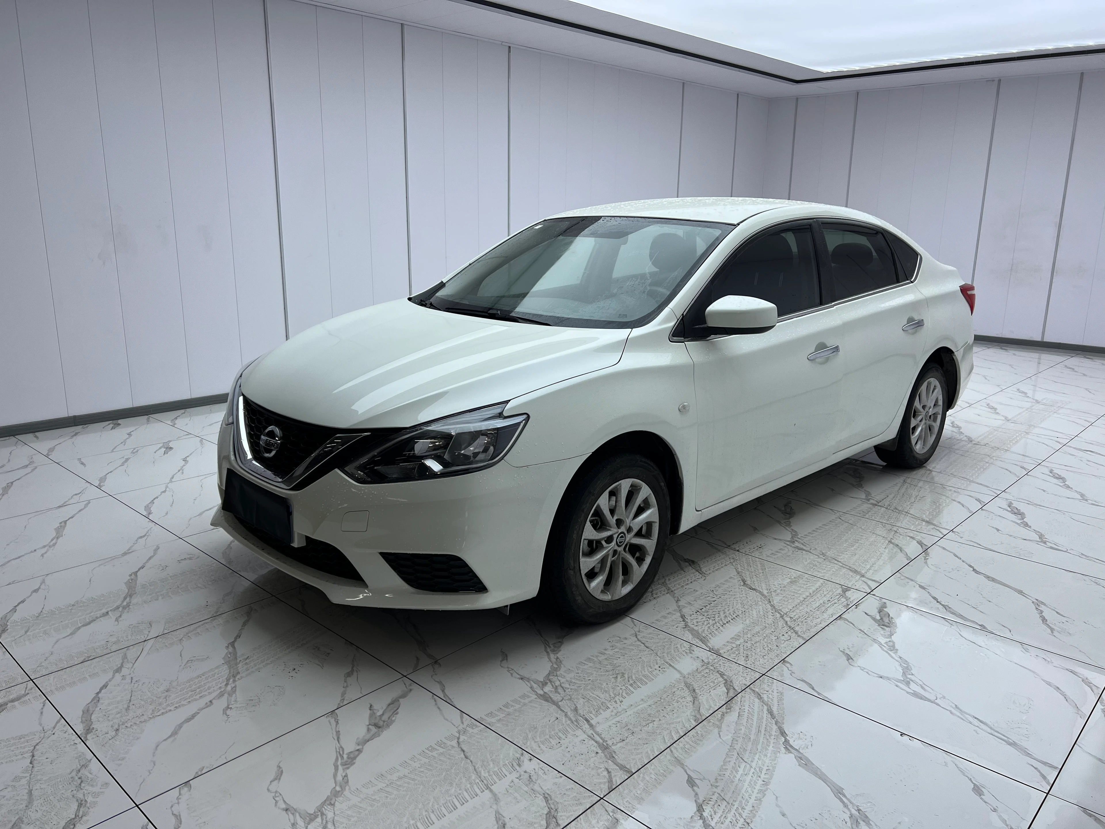 Nissan Sylphy 1.6 XE CVT 