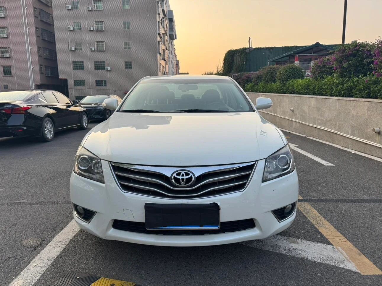 Toyota Camry - exterior