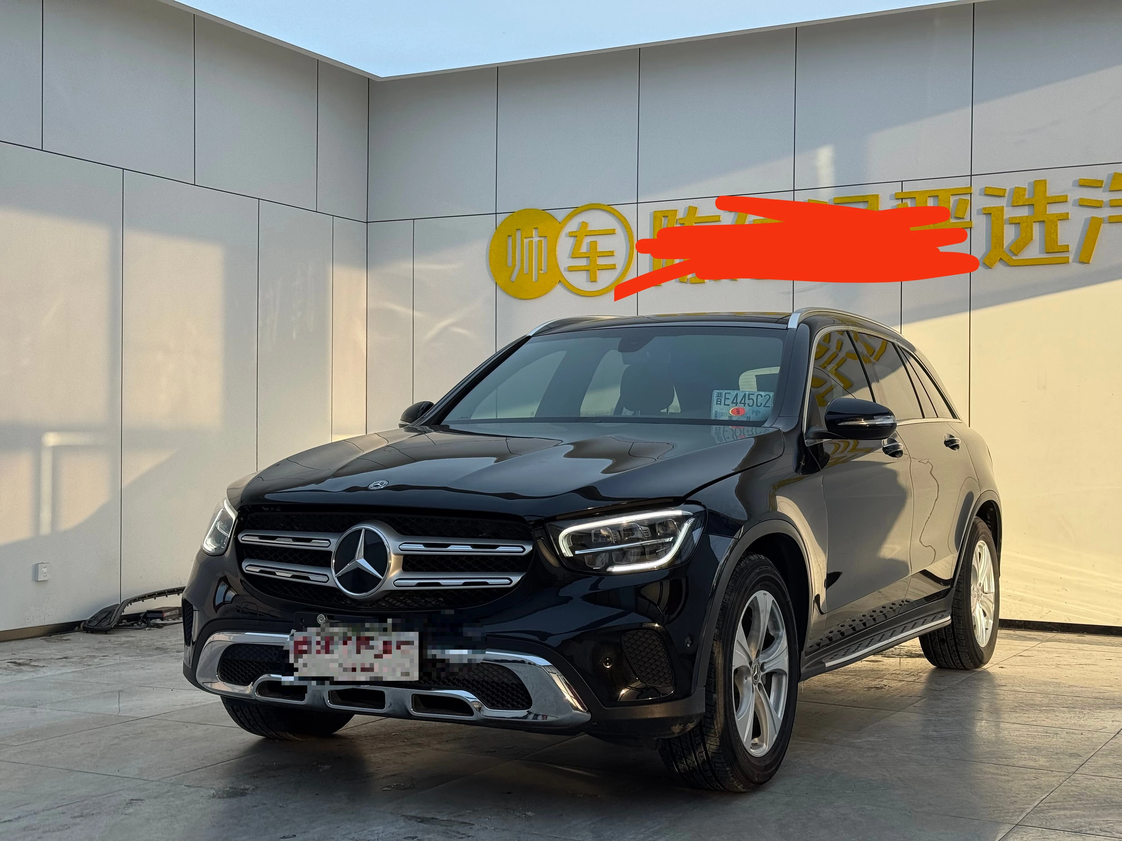 Mercedes-Benz GLC 260 L 4MATIC - exterior