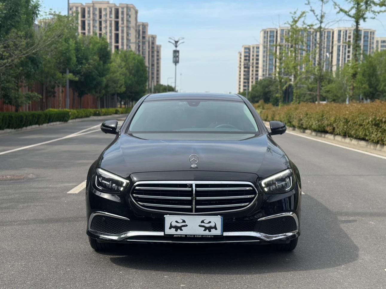 Mercedes-Benz E-Class E300 L Facelift Stylish Edition - exterior
