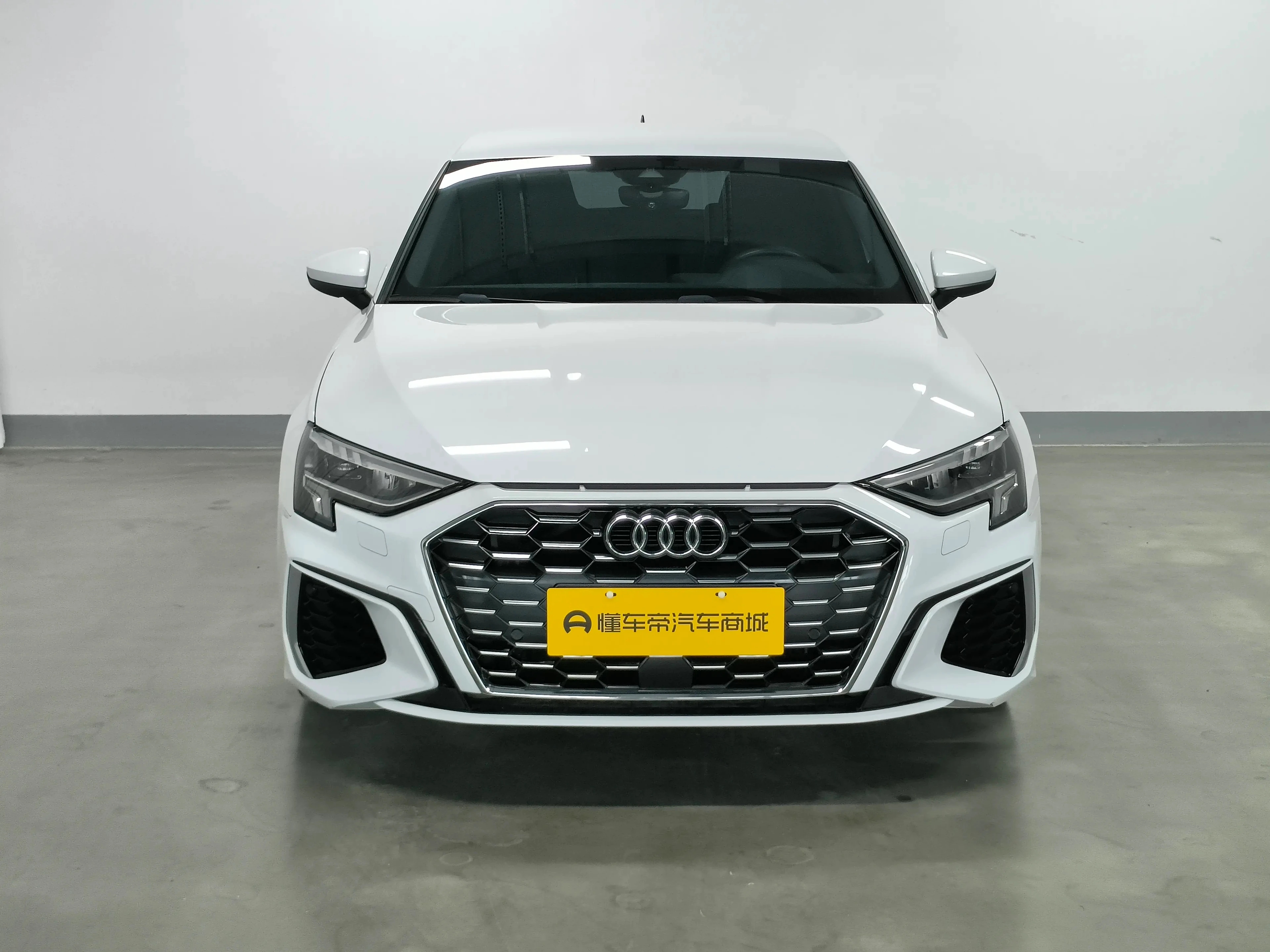 Audi A3 35 TFSI Progressive Sport Trim - exterior