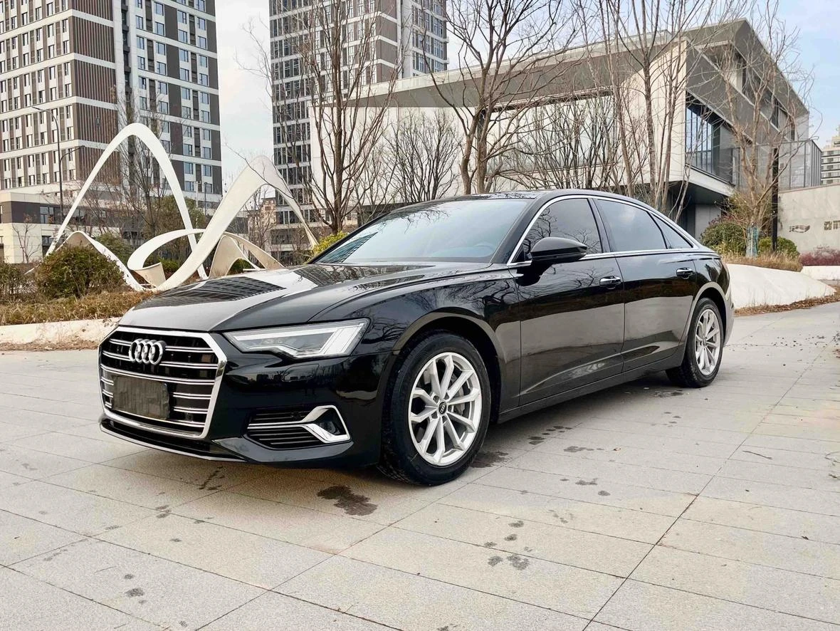 Audi A6L  40 TFSI 