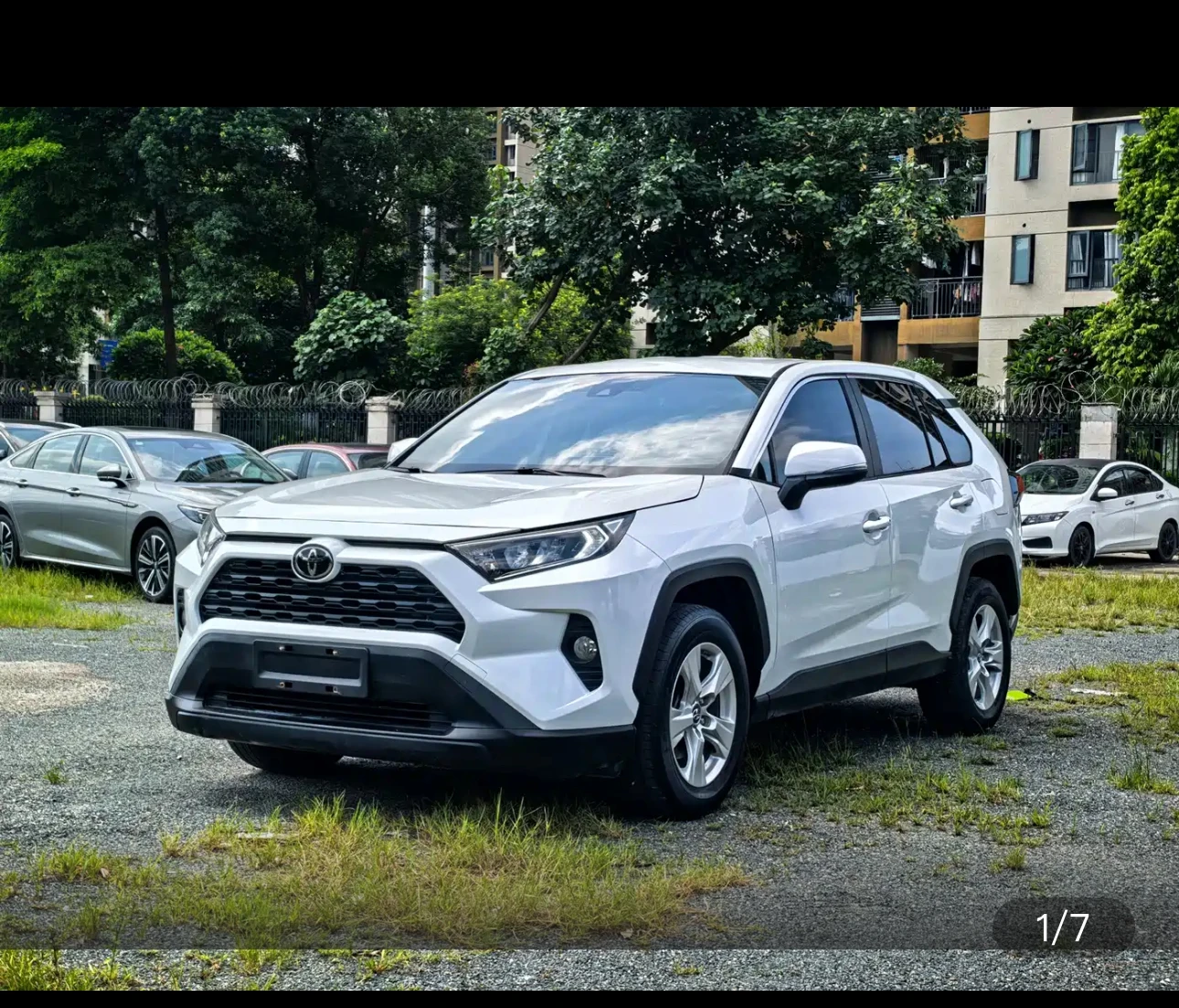 Toyota RAV4 2.0L CVT FWD (Style Trim)