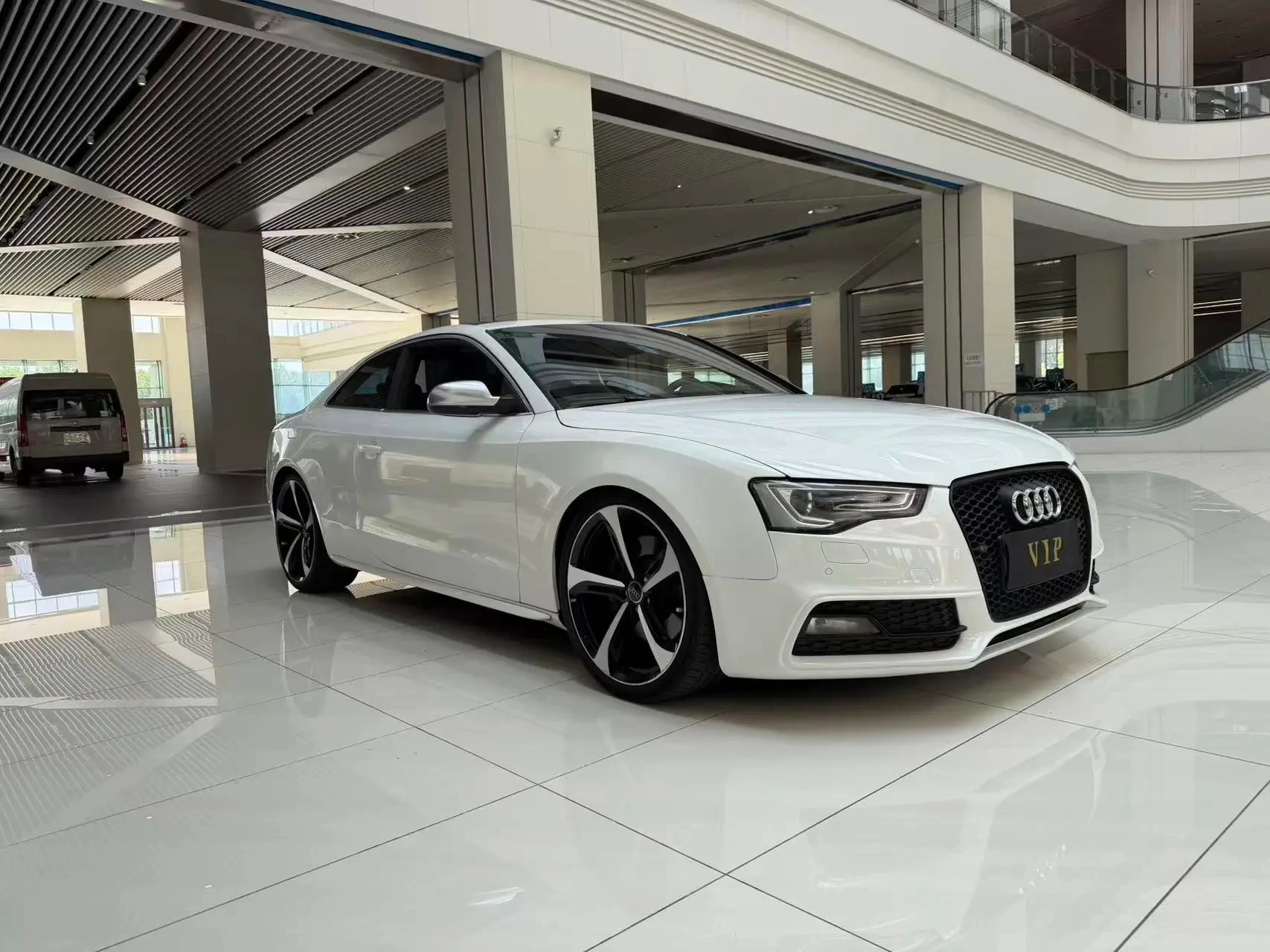Audi S5 3.0T Coupe - exterior