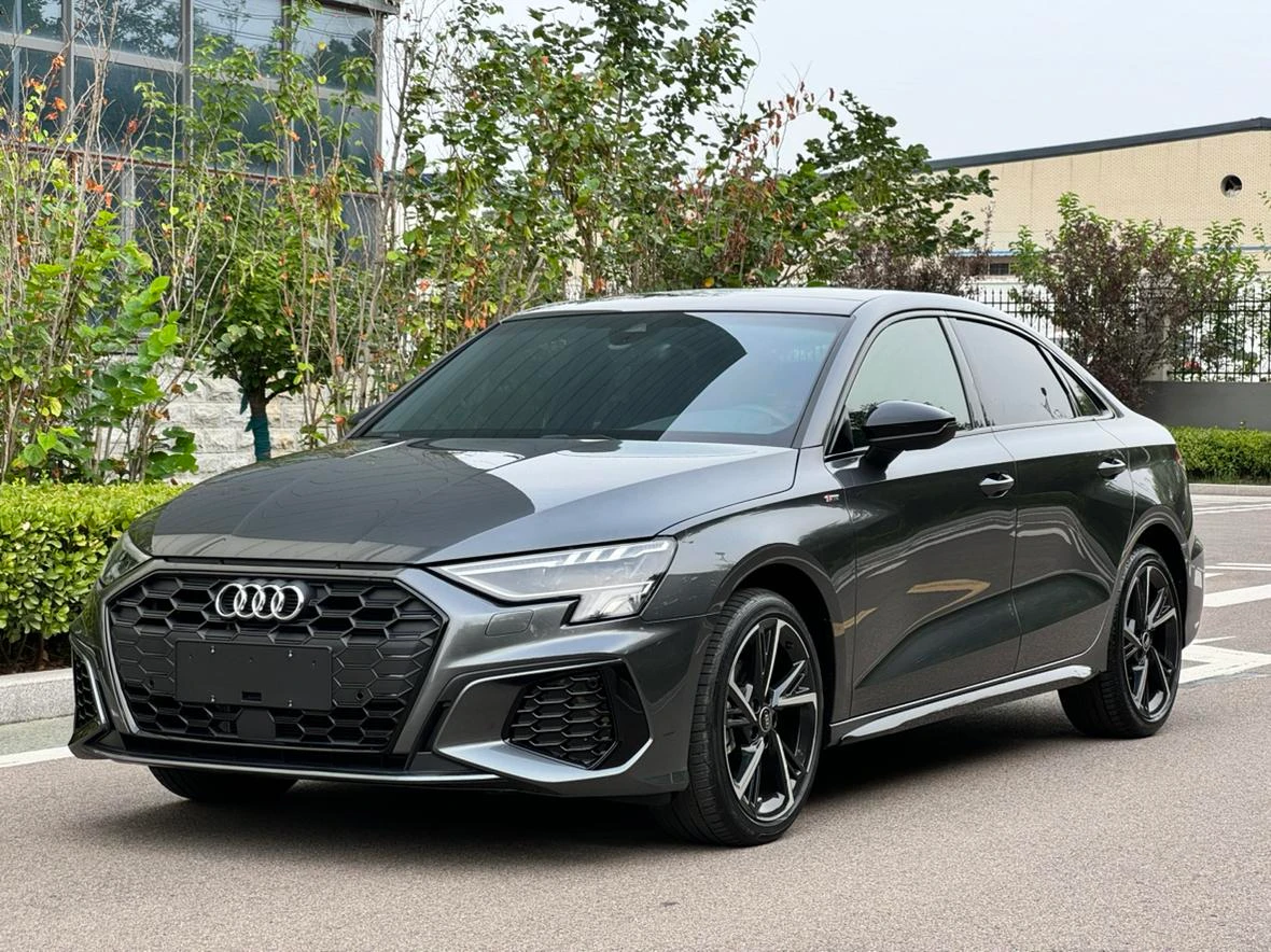 Audi A3L Limousine 35 TFSI Fashion Sport - exterior