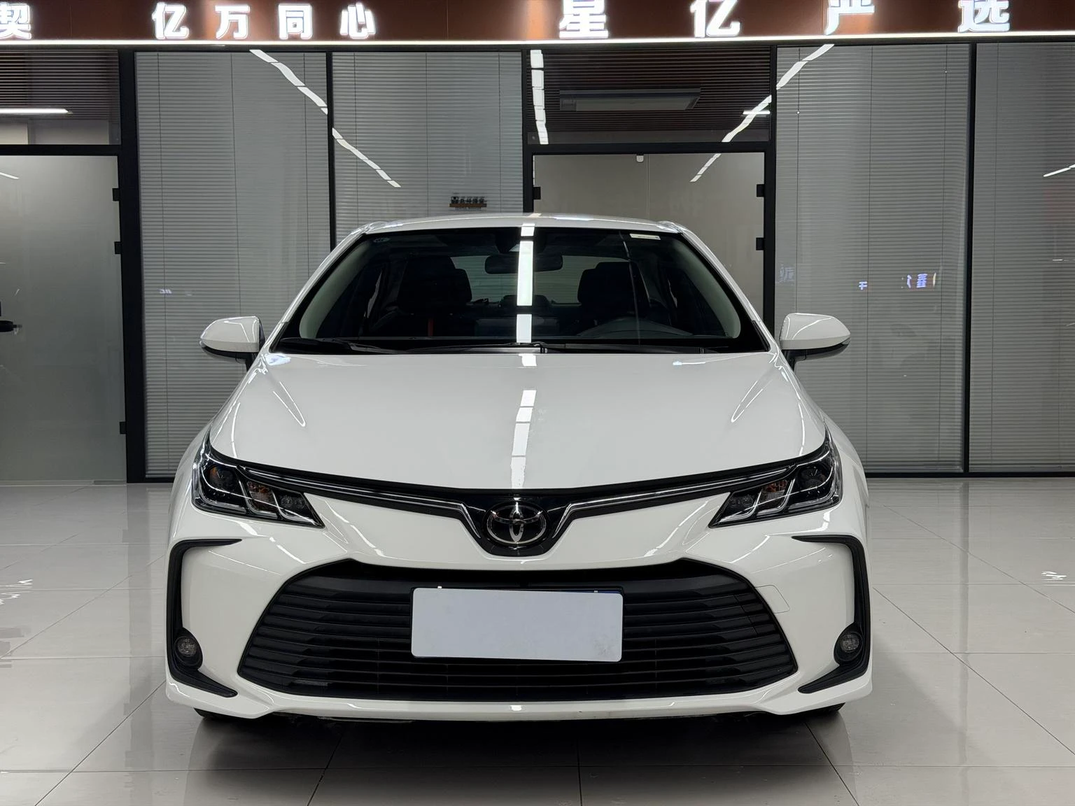 Toyota Corolla 1.2T S-CVT Pioneer Plus - exterior