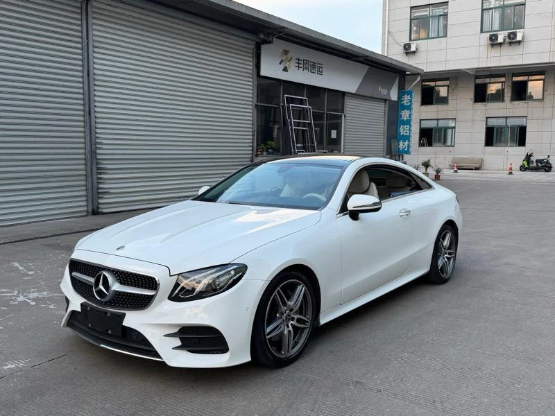 Mercedes-Benz E-Class 260 Coupe