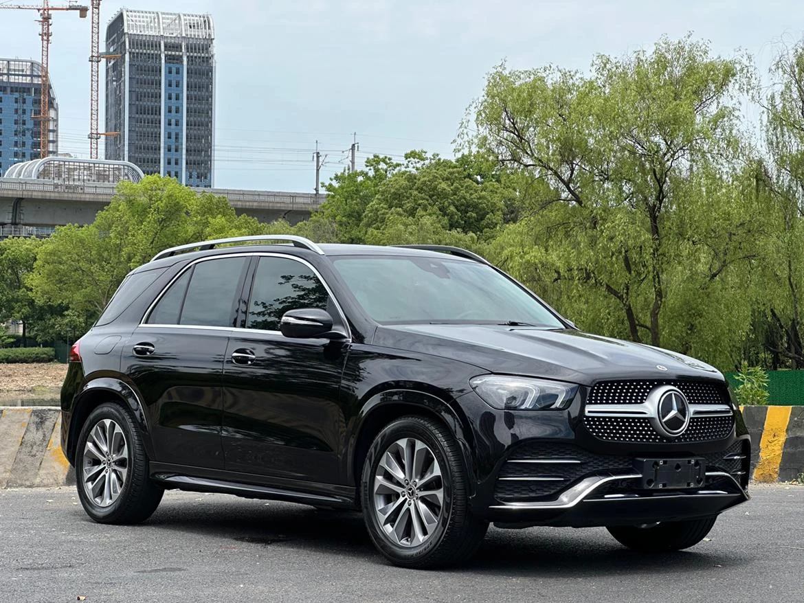 Mercedes-Benz GLE  350 4MATIC Dynamic Edition - exterior
