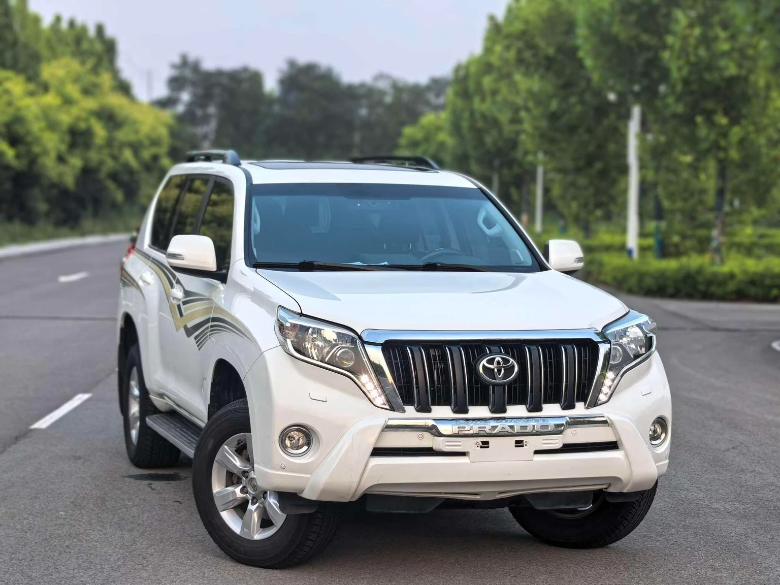 Toyota Prado 3.5L V6 (TX-L NAVI Trim)
