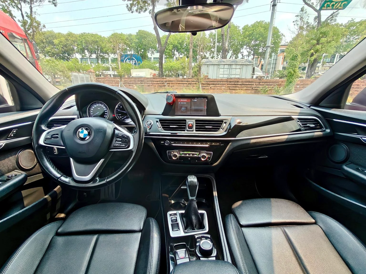 BMW 1 Series 118i Sport - interior