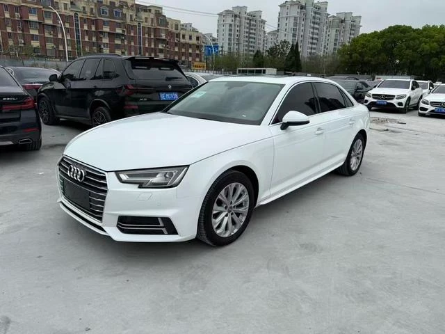 Audi A4L 40 TFSI 30th Anniversary Edition 