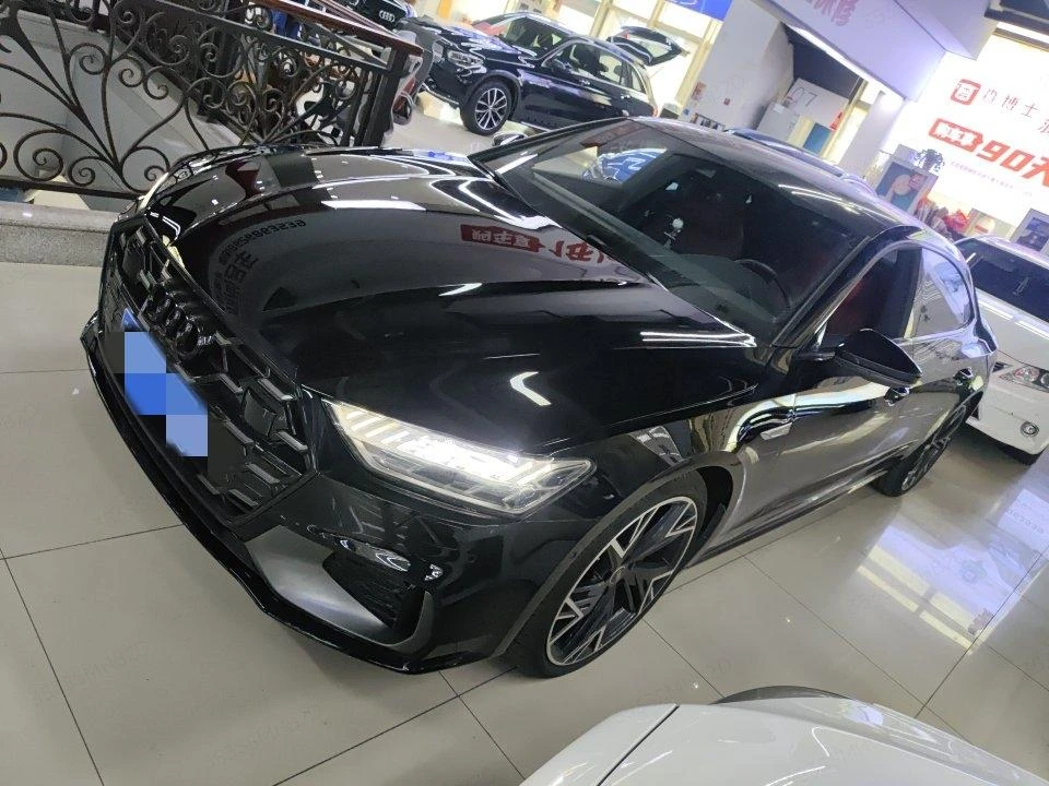 Audi A7L 45 TFSI Quattro S-line Vision