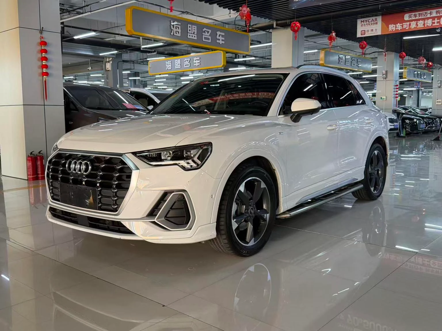 Audi Q3 35 TFSI Fashion Dynamic - exterior
