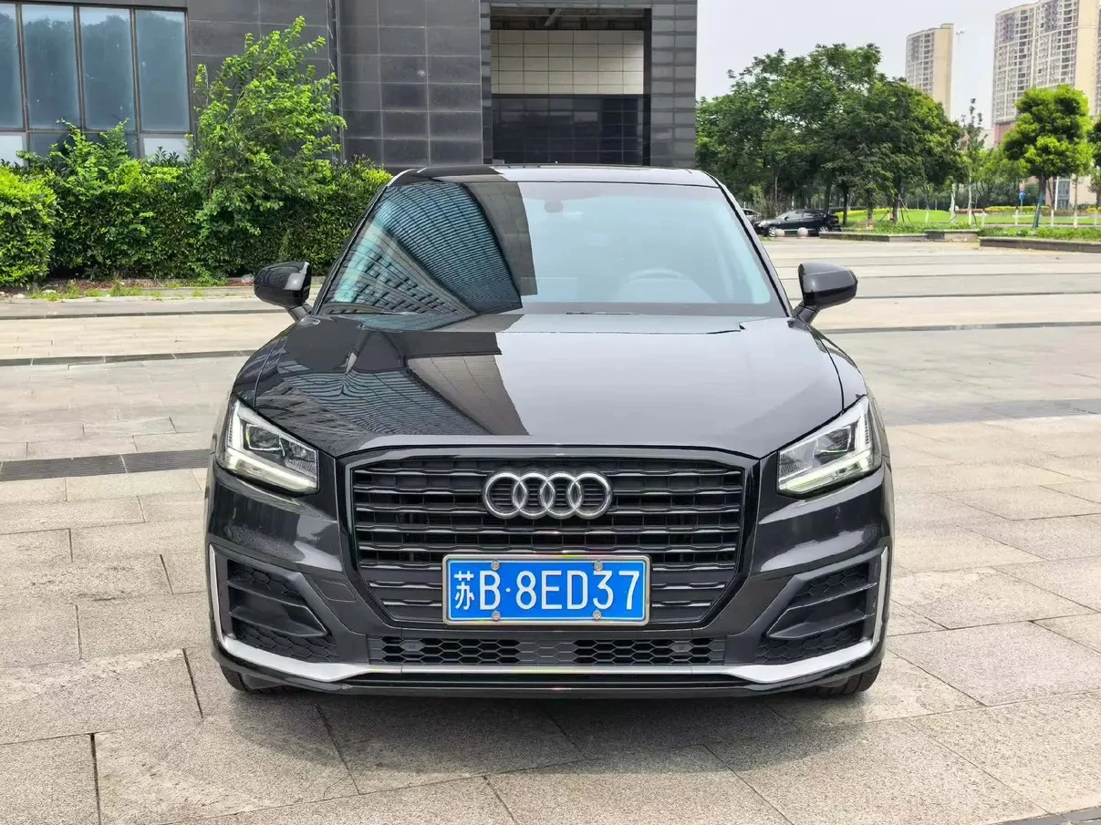 Audi Q2L 35TFSI Fashion Dynamic Trim - exterior