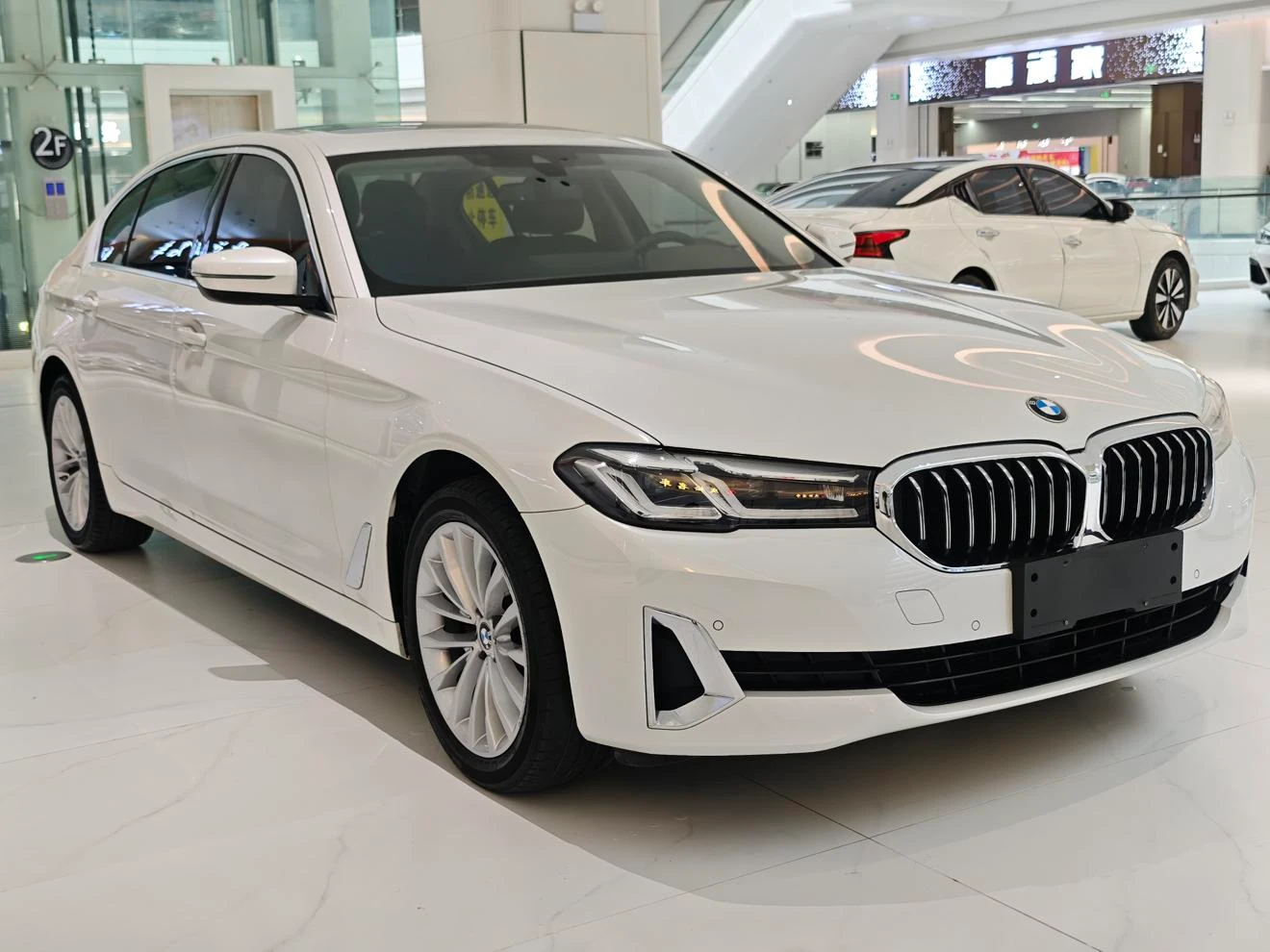 BMW 5 Series 525Li Facelift Luxury Package