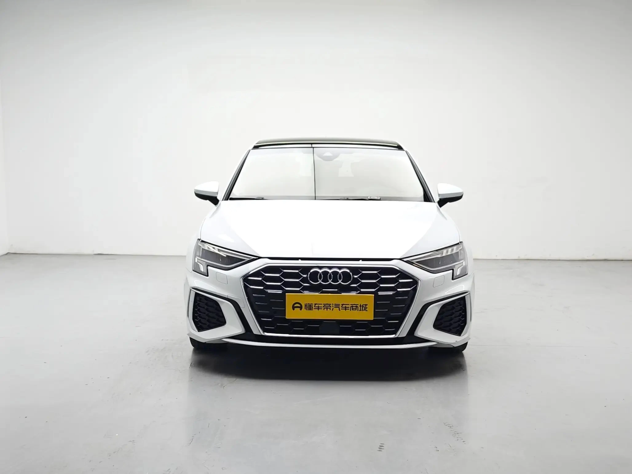 Audi A3 35 TFSI Fashion Sport Trim - exterior