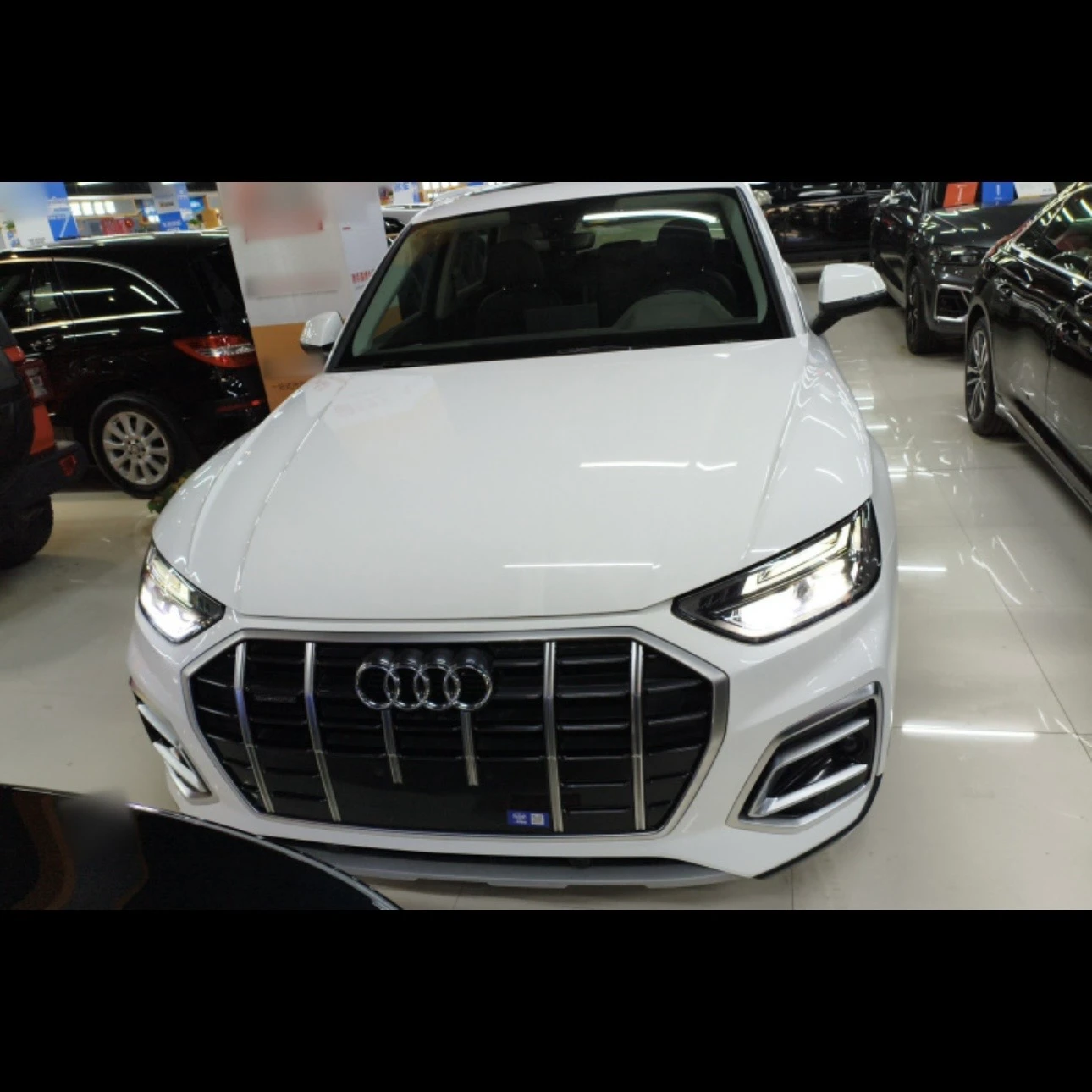 Audi Q5L 40 TFSI Fashion Elegant  - exterior