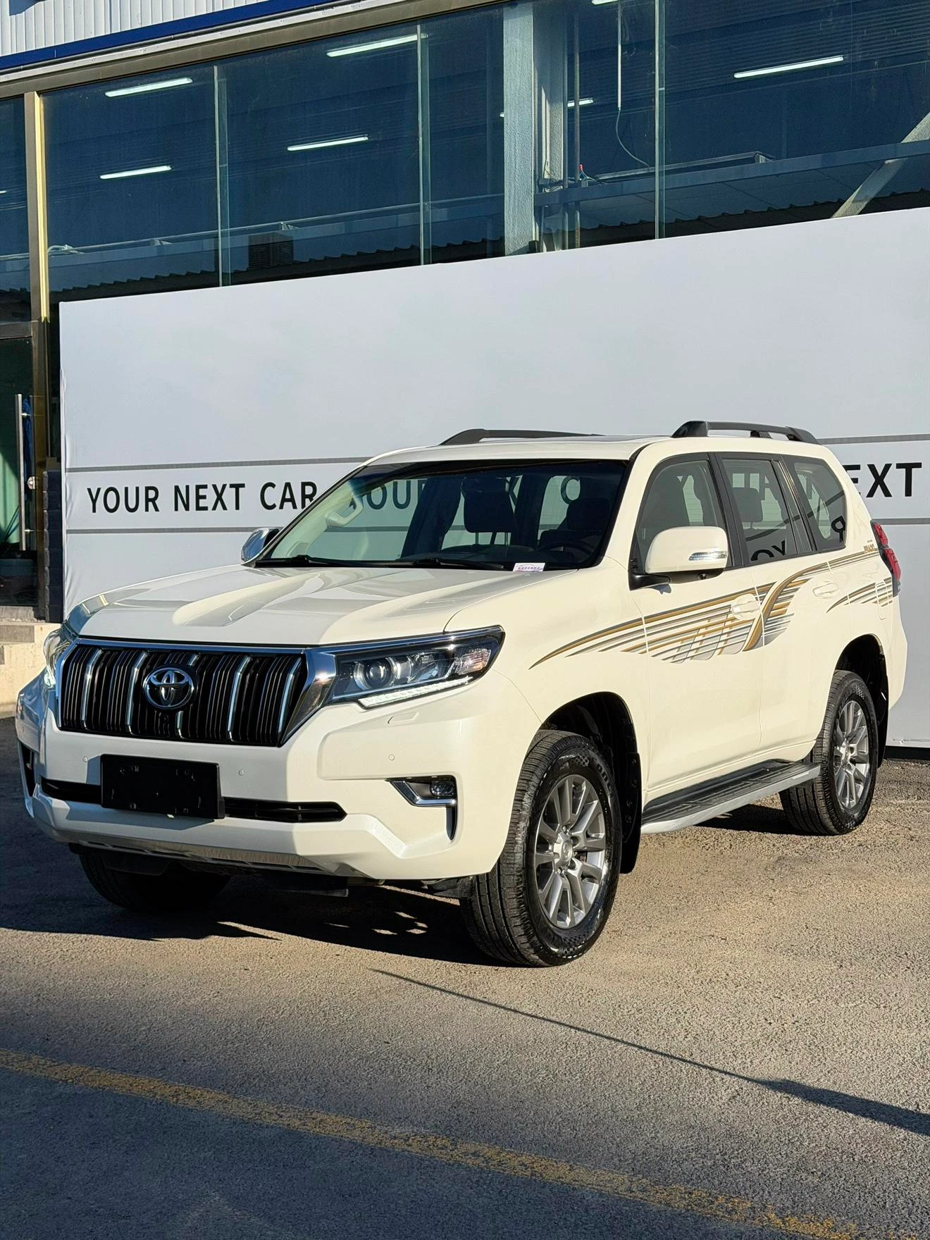 Toyota Prado - exterior