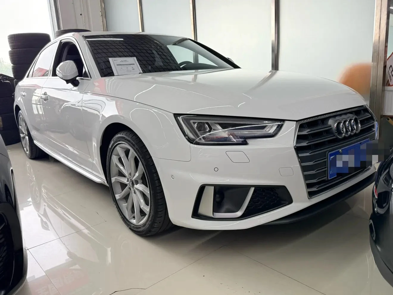 Audi A4L 40TFSI Fashion Trim - exterior