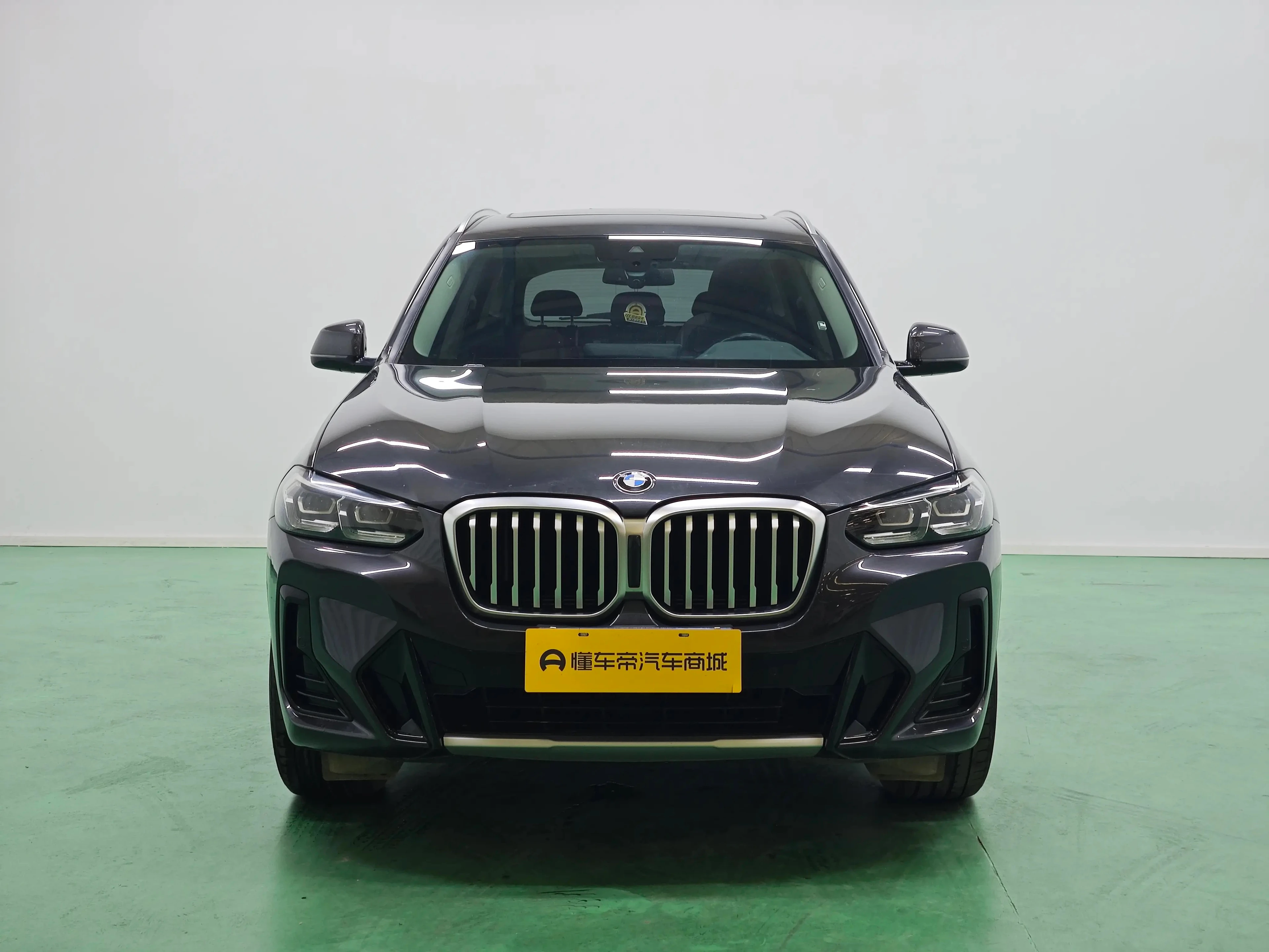 BMW X3 25i M Sport - exterior