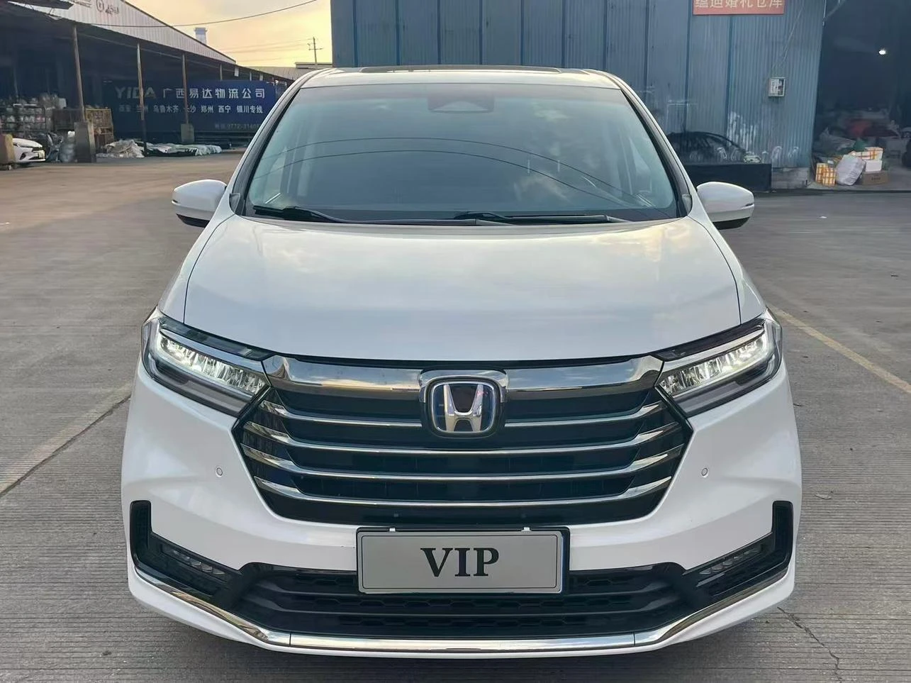 Honda Odyssey 2.0L e:HEV Rui Lingxiang Edition - exterior