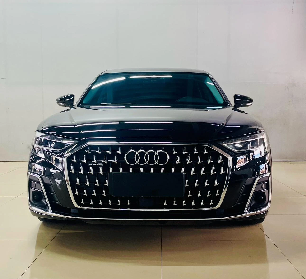 Audi A8L 50 TFSI Quattro Selection - exterior