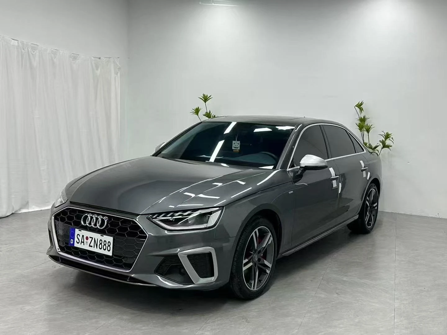 Audi A4L  40 TFSI 