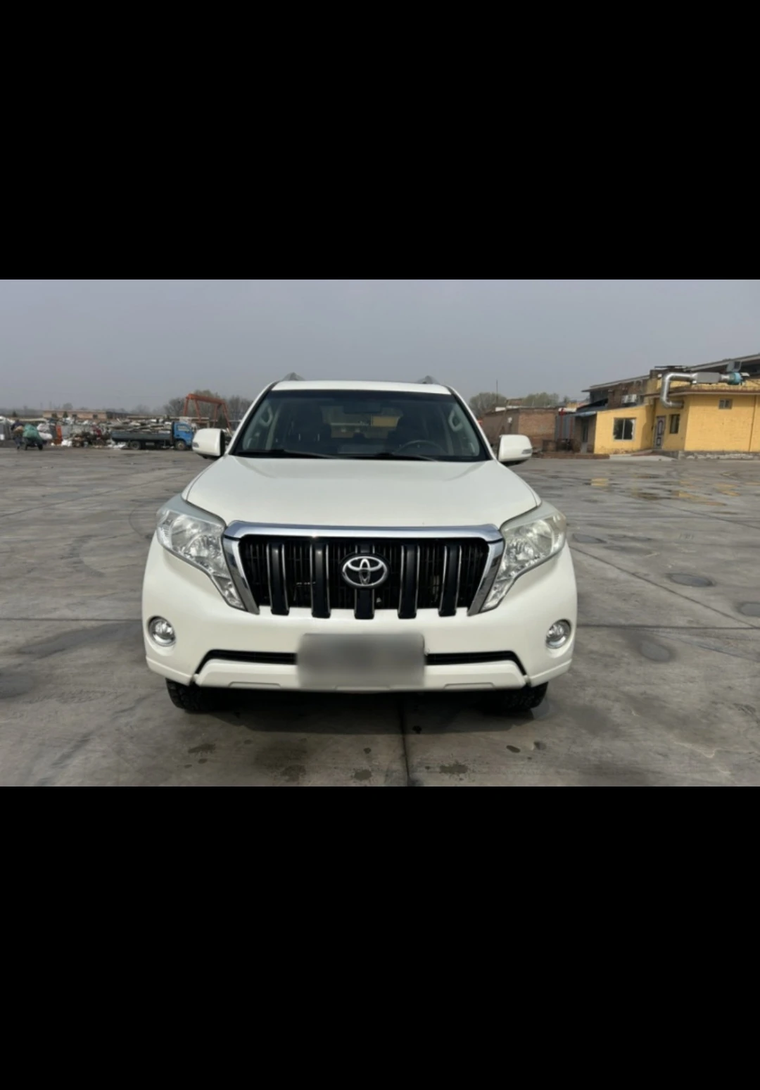 Toyota Prado - exterior